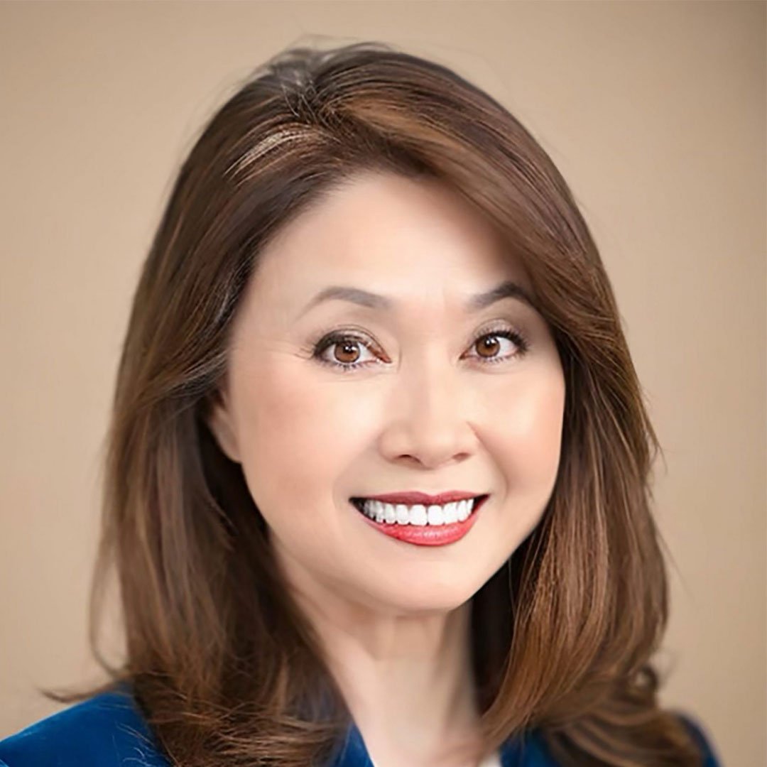 Chula Vista Periodontist Dr. Susan Nguyen providing gum disease treatment, LANAP laser surgery, dental implants and gum grafting